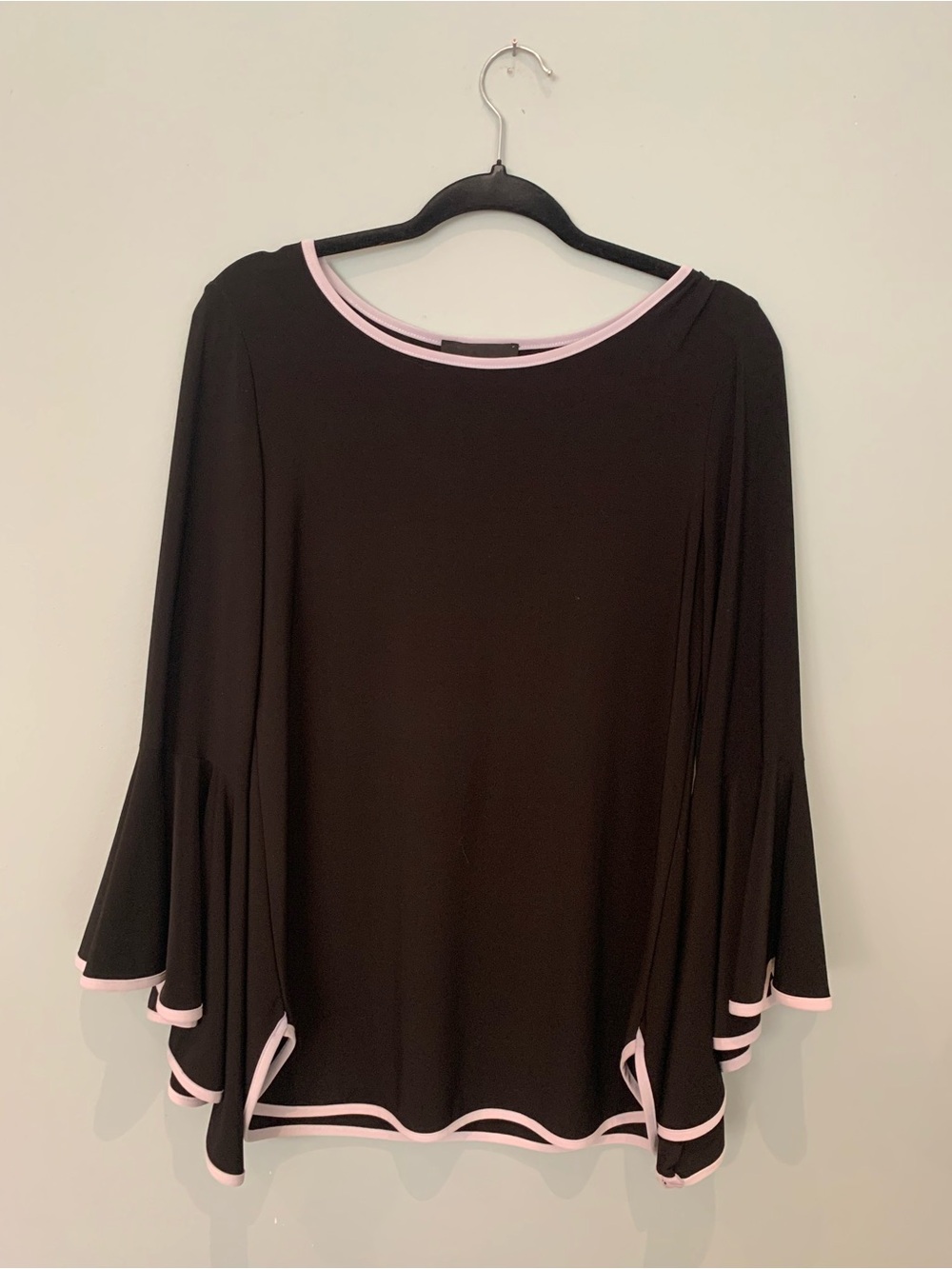 Frank Lyman Design Black Top with Pink Trim — Flared Long Sleeve Tee